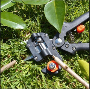 (40%OFF)SimpleGrafter™ - Garden Grafting Tool